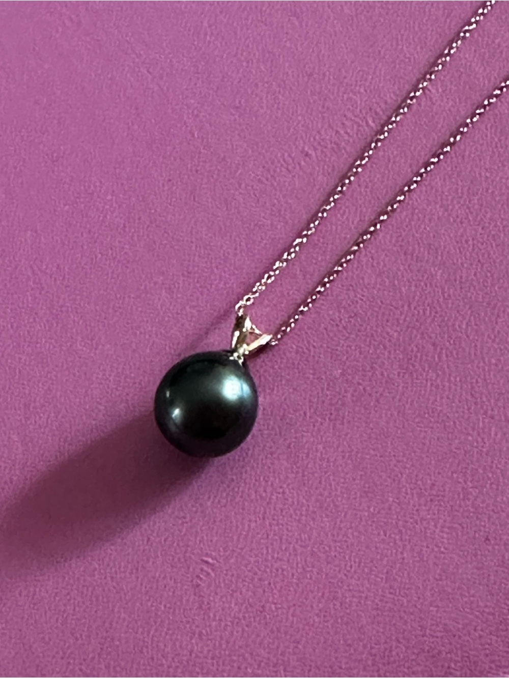 Genuine Tahitian Pearl in 14K Gold Chain Necklace
